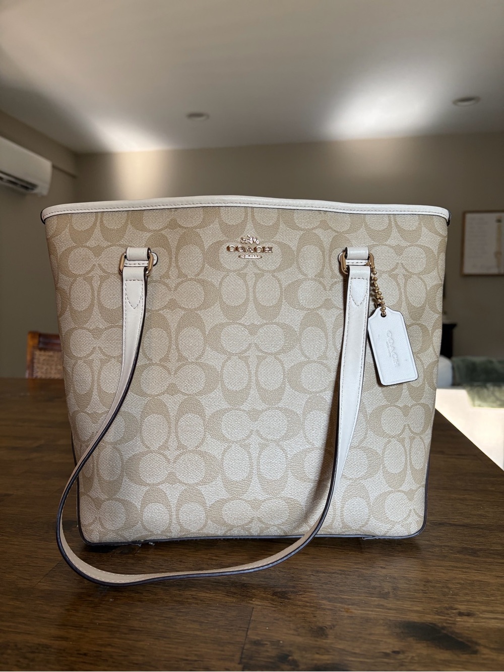 Coach Beige & Cream Signature Canvas Shoulder Tote Bag - Picture 4 of 13